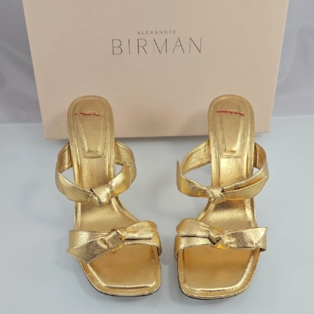 $595 Alexandre Birman Clarita Square Flare 85 in Oro Gold - Picture 4 of 16